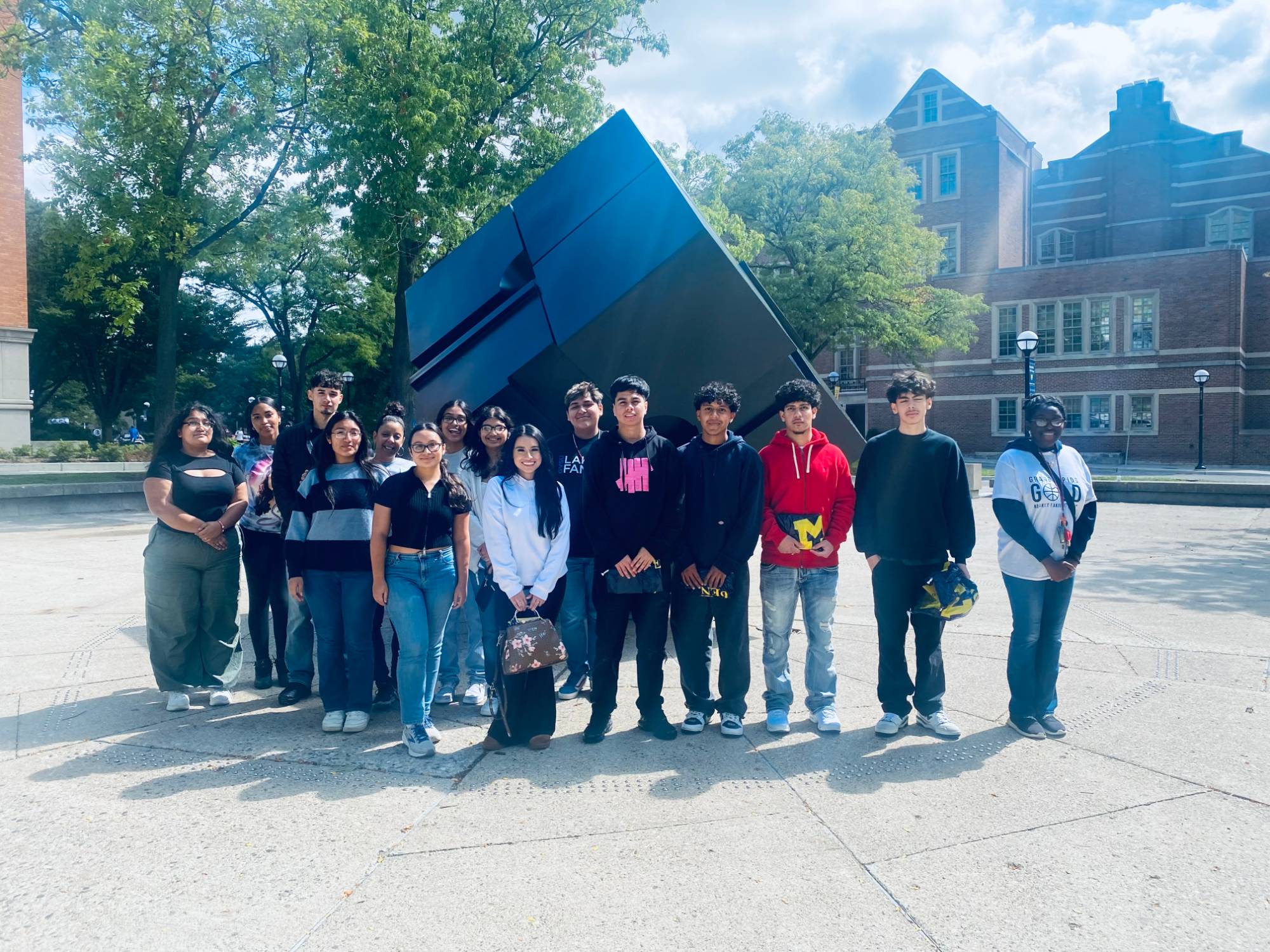 students on a college tour